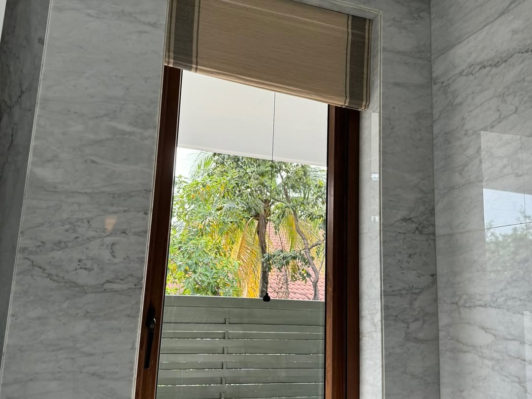 Sunshades interior application